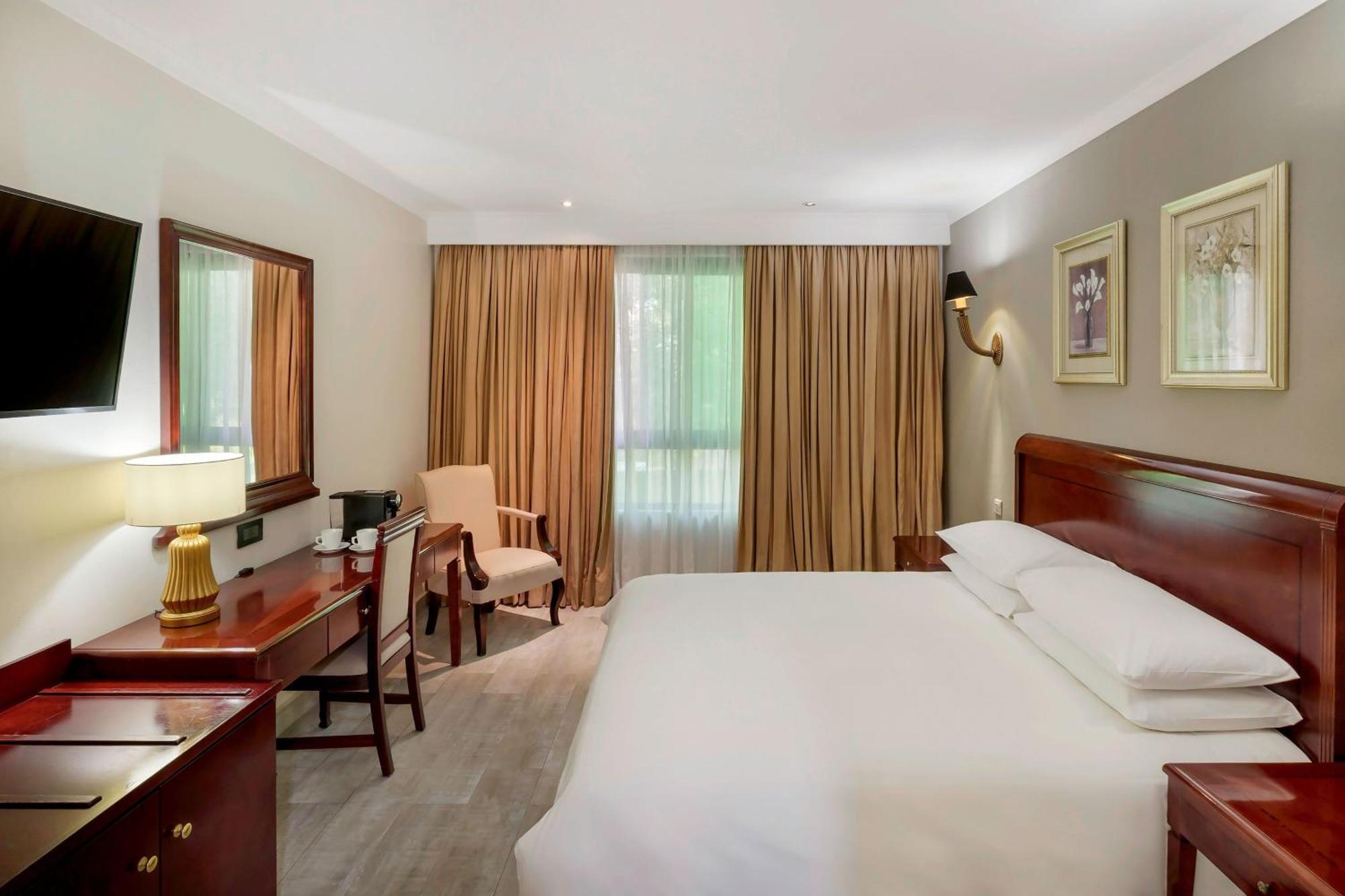 Protea Hotel By Marriott Livingstone Bagian luar foto